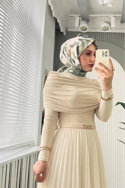 Drapeli Madonna Yaka Bluz Bej