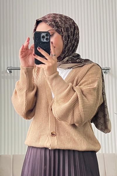 MOM HIRKA Camel
